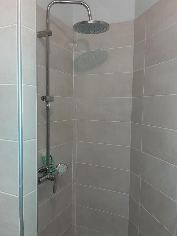 Appartement Le Flatiron - 4 Chambres Tarbes Exterior foto
